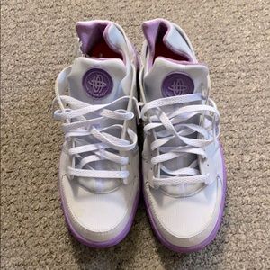 Women’s Huarache Dance